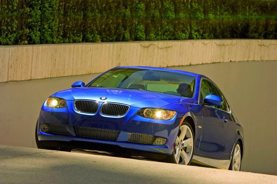  BMW 3-Series Coupe 2007 года  (фото 18 из 219)